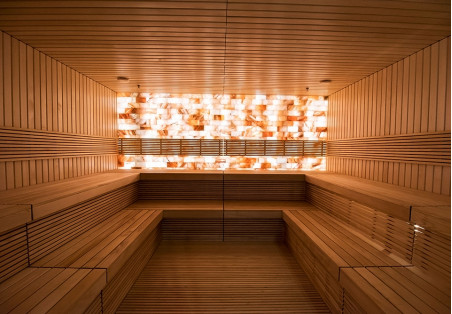 Sauna: nauda sveikatai, rizika ir atsargumo priemonės