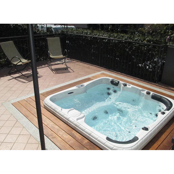SPA masažinis baseinas - Refresh