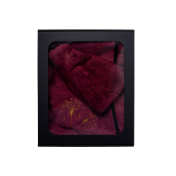 Dovanų rinkinys dovanų dėžutėje JAI. Moteriška pirties kepurė ir prijuostė - BORDO 