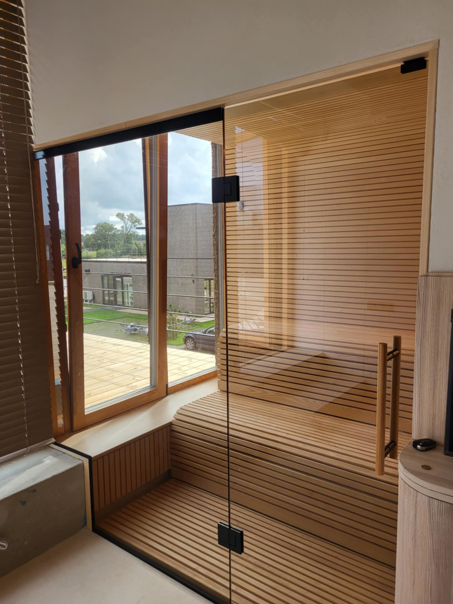Window and glass wall in sauna