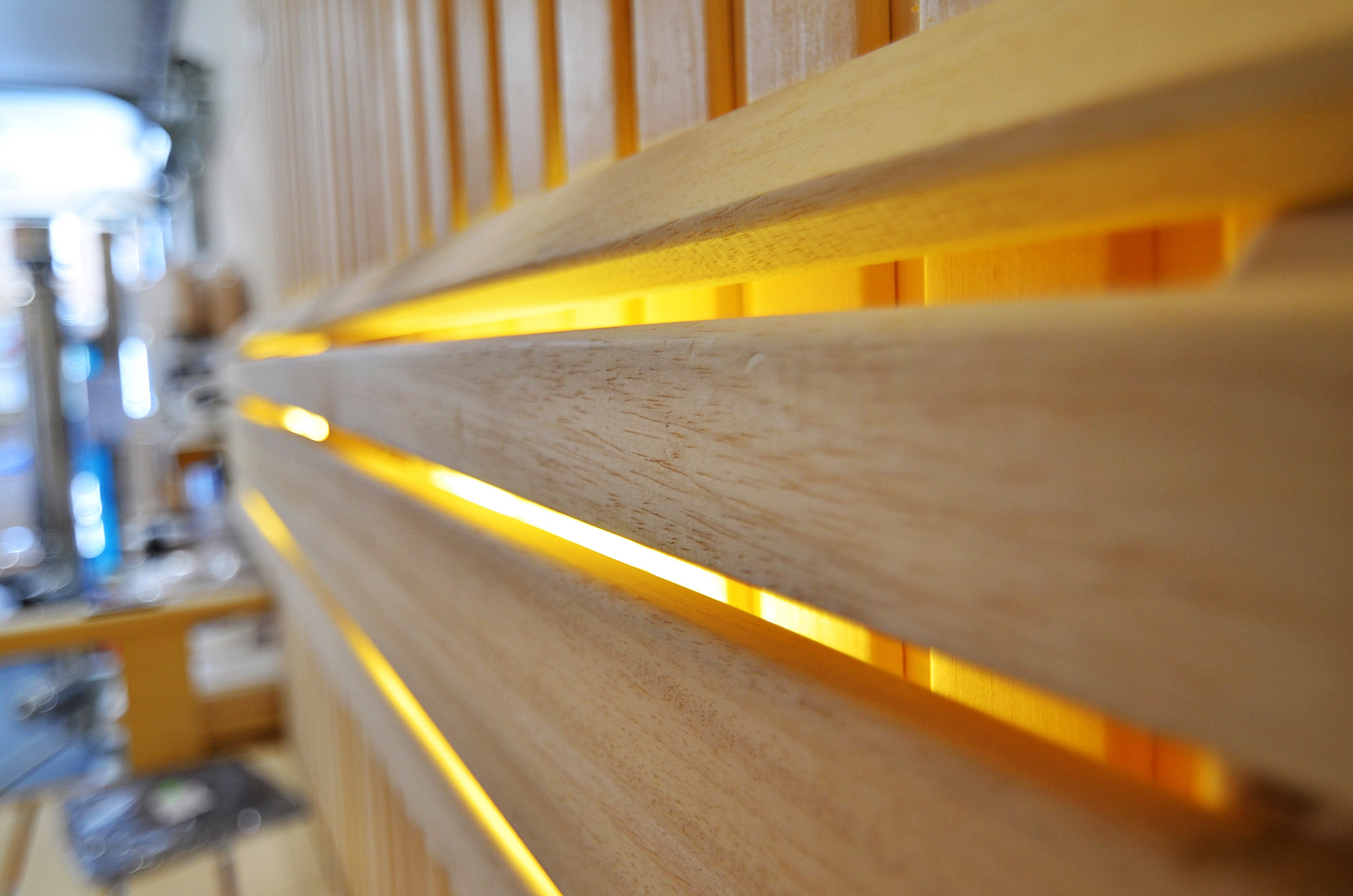 Šviesi sauna su valdomu LED apšvietimu