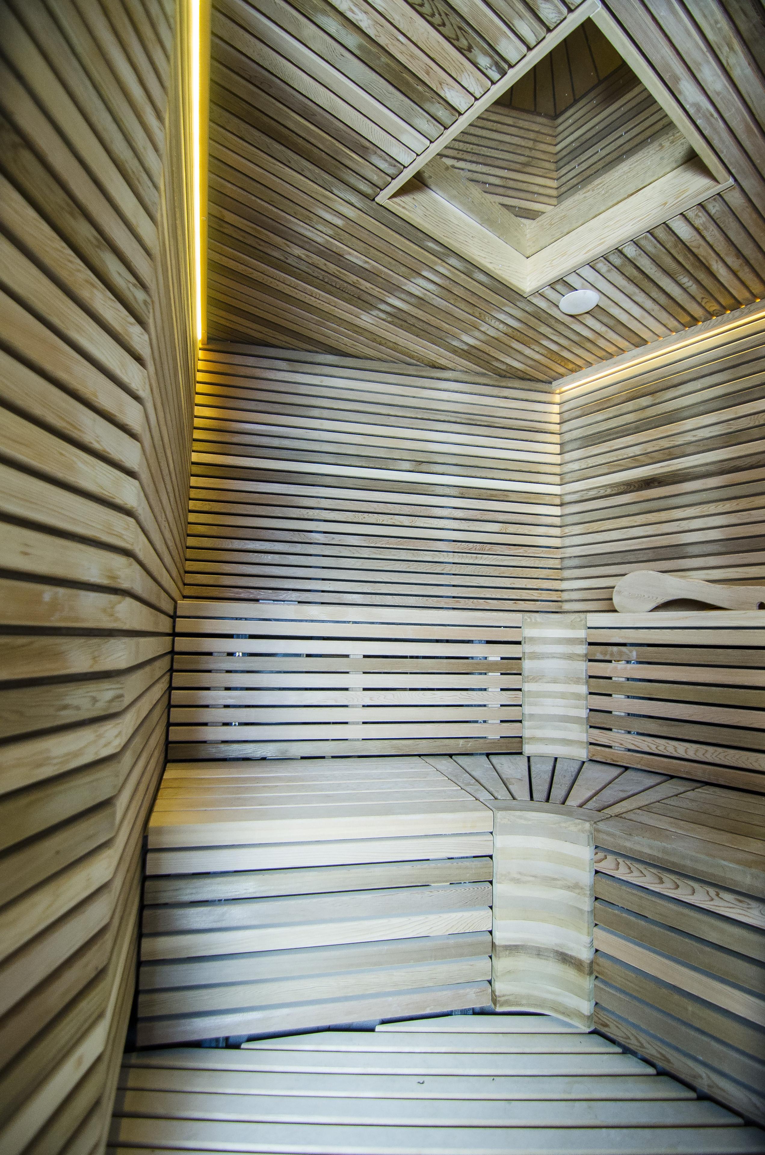 Sauna su ergonominiu gultu ir kedro mediena