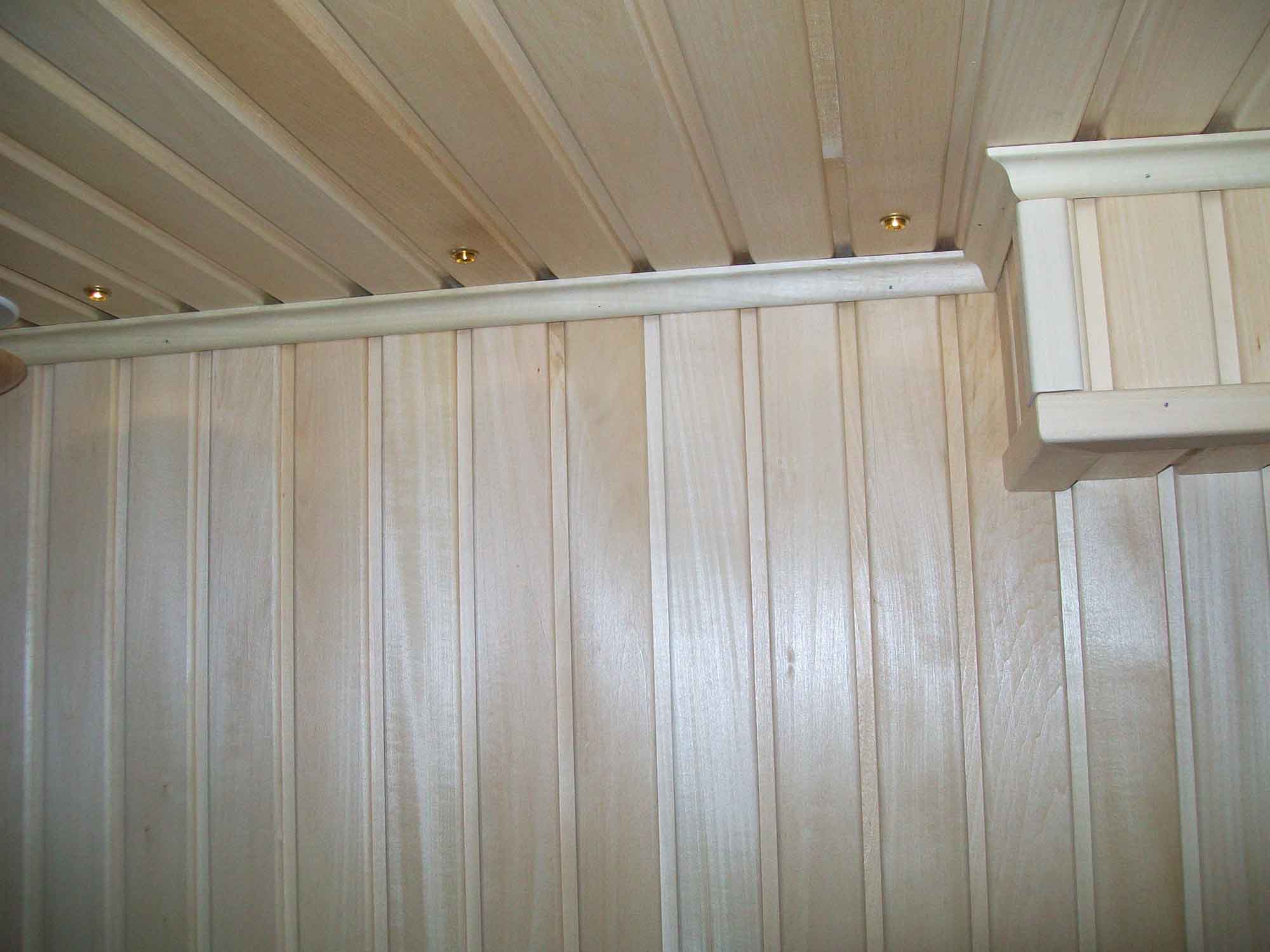 Sauna su kombinuota krosnele