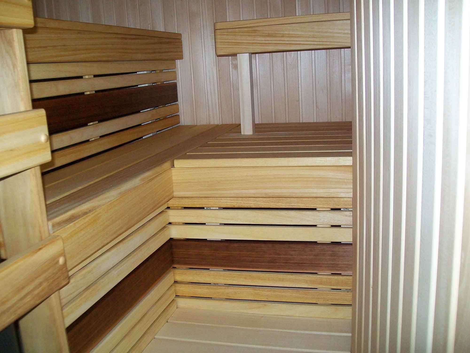 Sauna su kombinuota krosnele